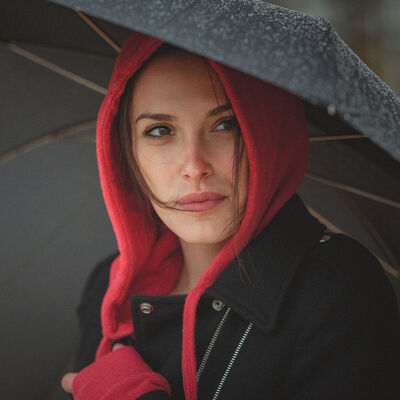 How To Take Care of Oily Skin in Humid Weather