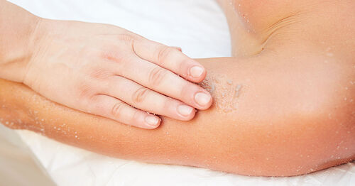 how to properly exfoliate your skin