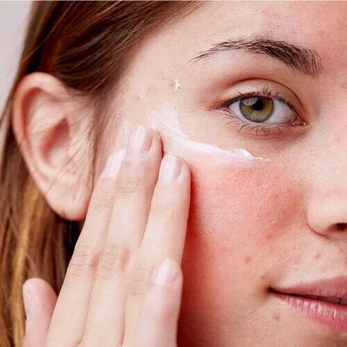 How to Choose & Apply Sunscreen | SPF Guide for All Skin Types